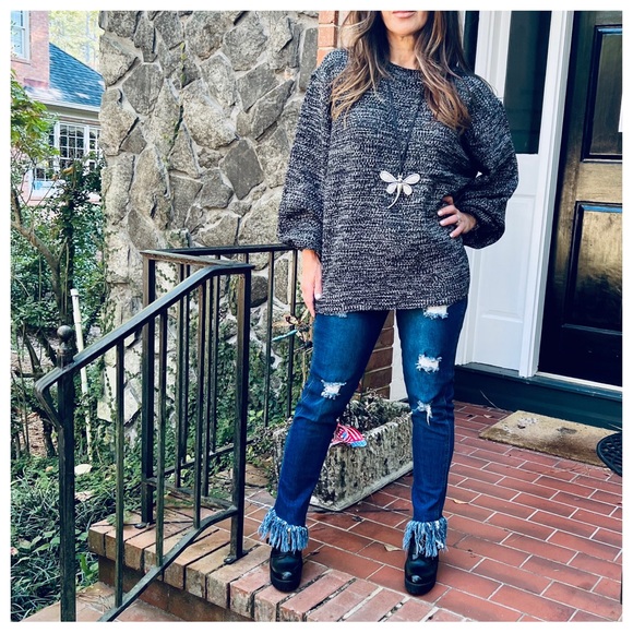 05 Black oversized Fabulous Peppered Boxy sweater - Picture 3 of 7